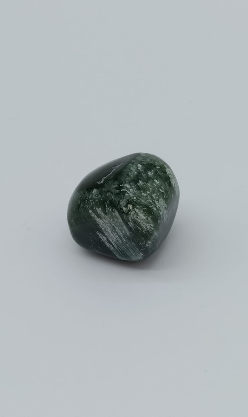 Seraphinite 27.15 Grams