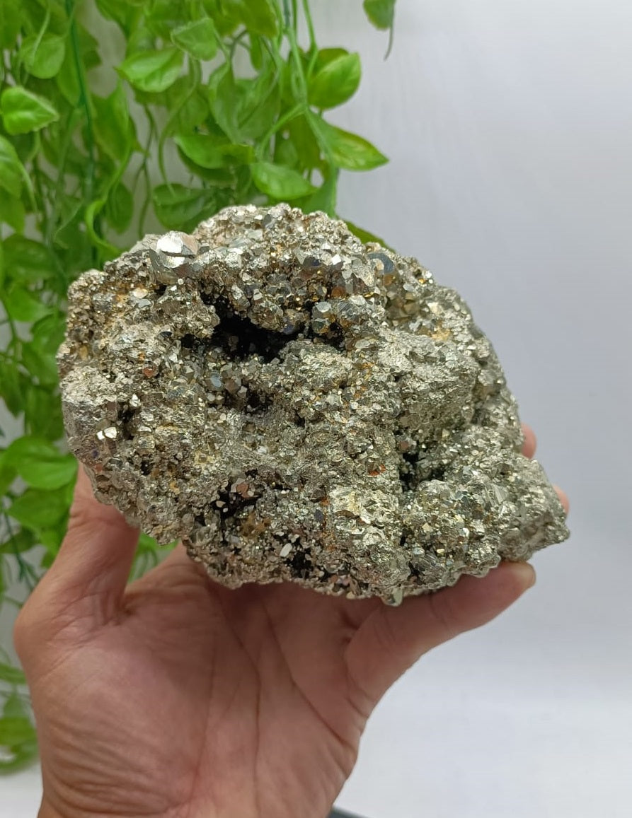 Pyrite Cluster 2.35 Kgs 15x11x9 cm Crystal Wellness