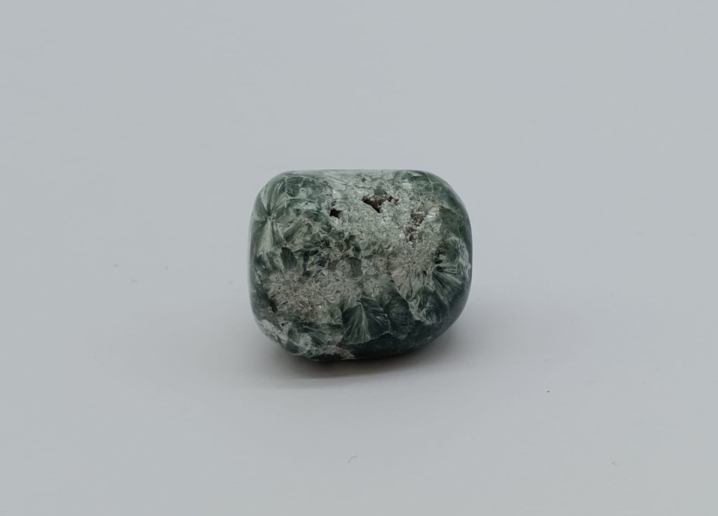 Seraphinite 27.15 Grams