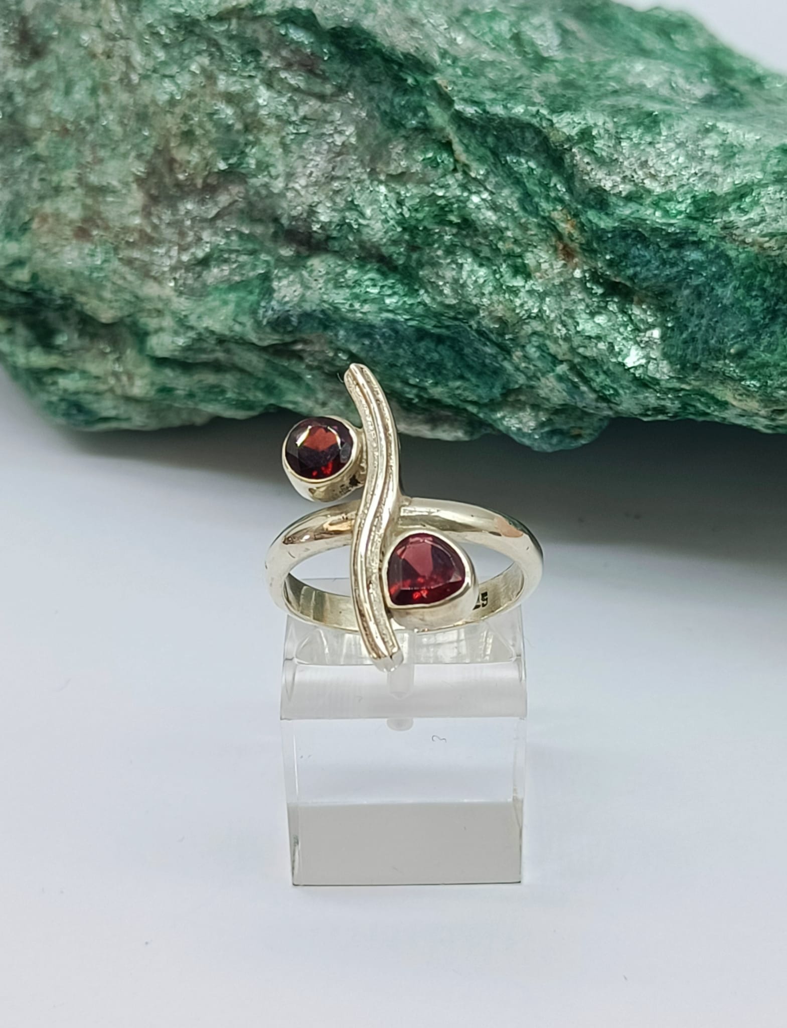 Garnet 925 Sterling Silver Ring Size 8 Crystal Wellness