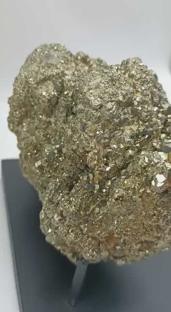 Pyrite Cluster 2.35 Kgs 15x11x9 cm