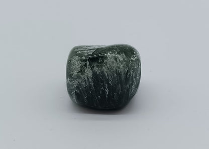 Seraphinite 27.15 Grams