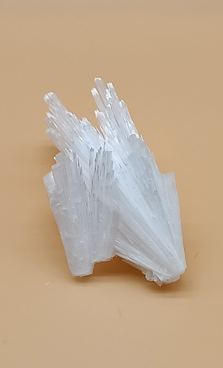 Scolecite 157g 135mm x 60mm