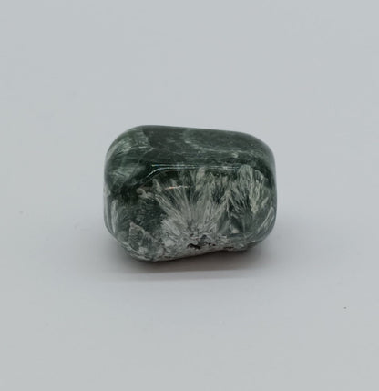 Seraphinite 27.15 Grams